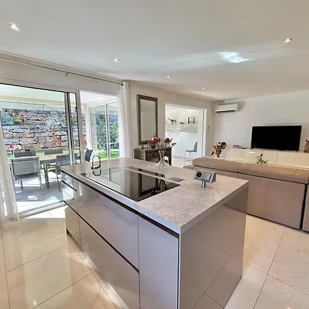 Maison De Vacance La Belle بيت للعطل