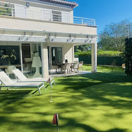 Сasa de vacaciones Maison De Vacance La Belle Sainte-Maxime