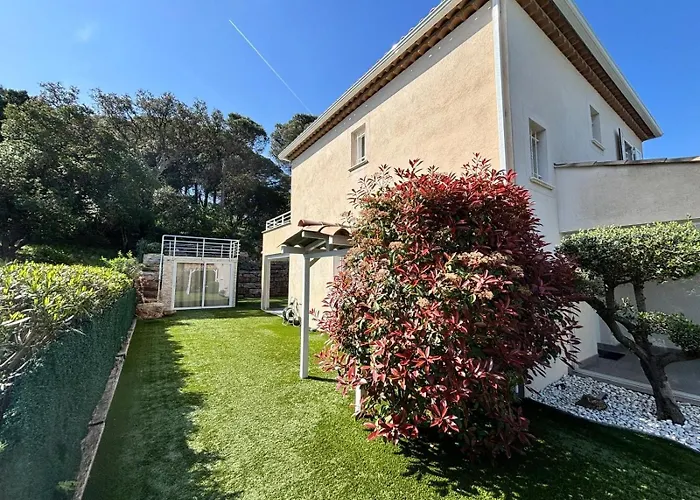 Maison De Vacance La Belle 度假居 *