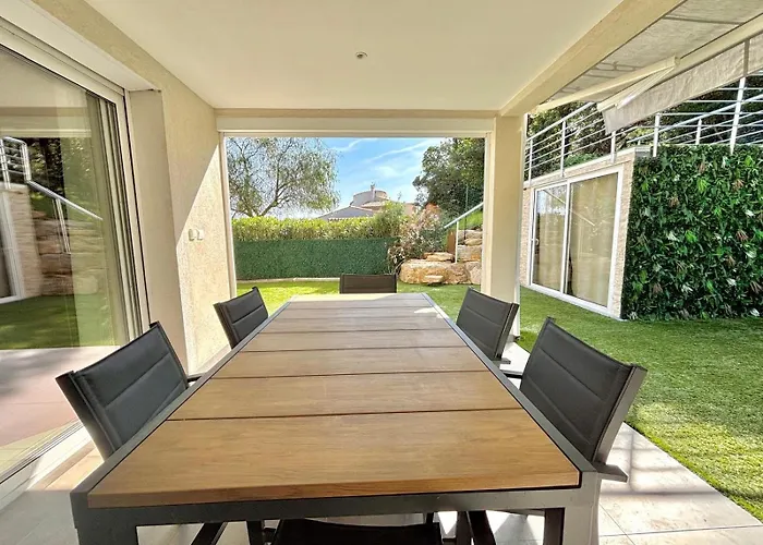 Maison De Vacance La Belle 圣马克西姆